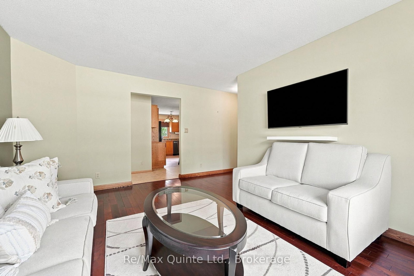51 Bay Street • Quinte West, ON photo 8