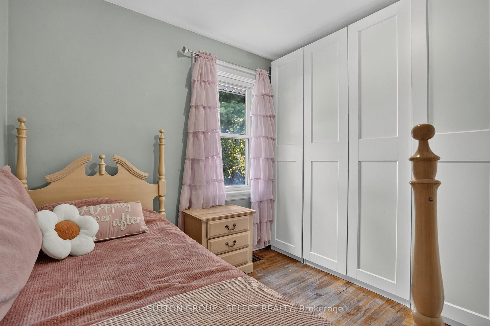 1295 York Street • London East, ON photo 20