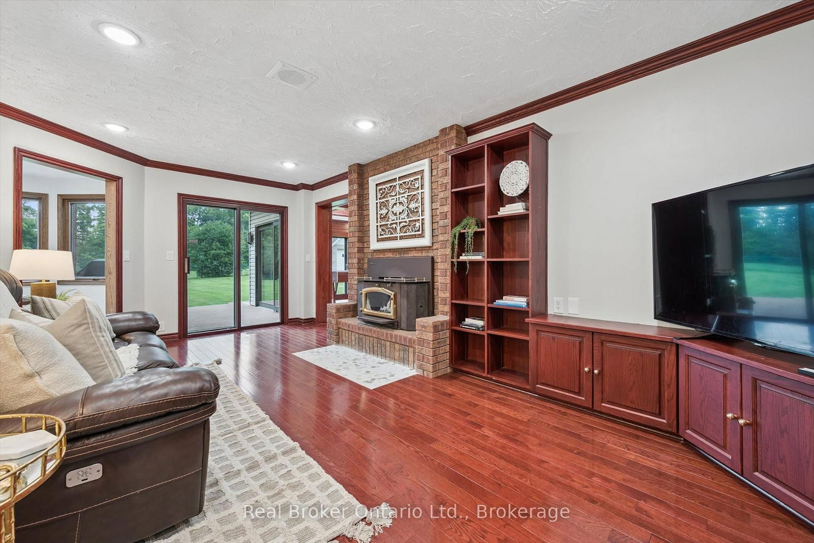 32 Sunset Drive • Woolwich, ON photo 12