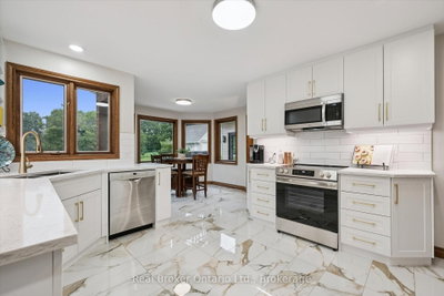 32 Sunset Drive • Woolwich, ON photo 6