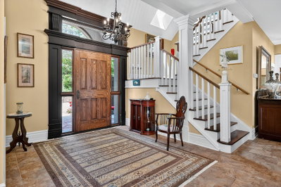 147 1000 Island Parkway • Front of Leeds & Seeleys Bay, ON photo 4
