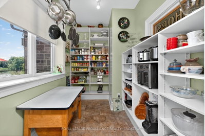 147 1000 Island Parkway • Front of Leeds & Seeleys Bay, ON photo 9