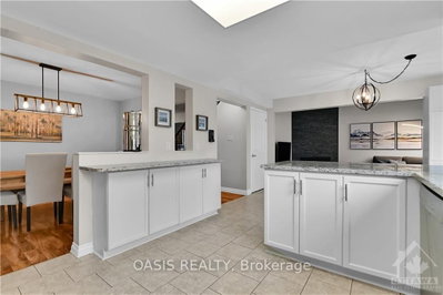 5 Thornhedge Court • Ottawa, ON photo 8