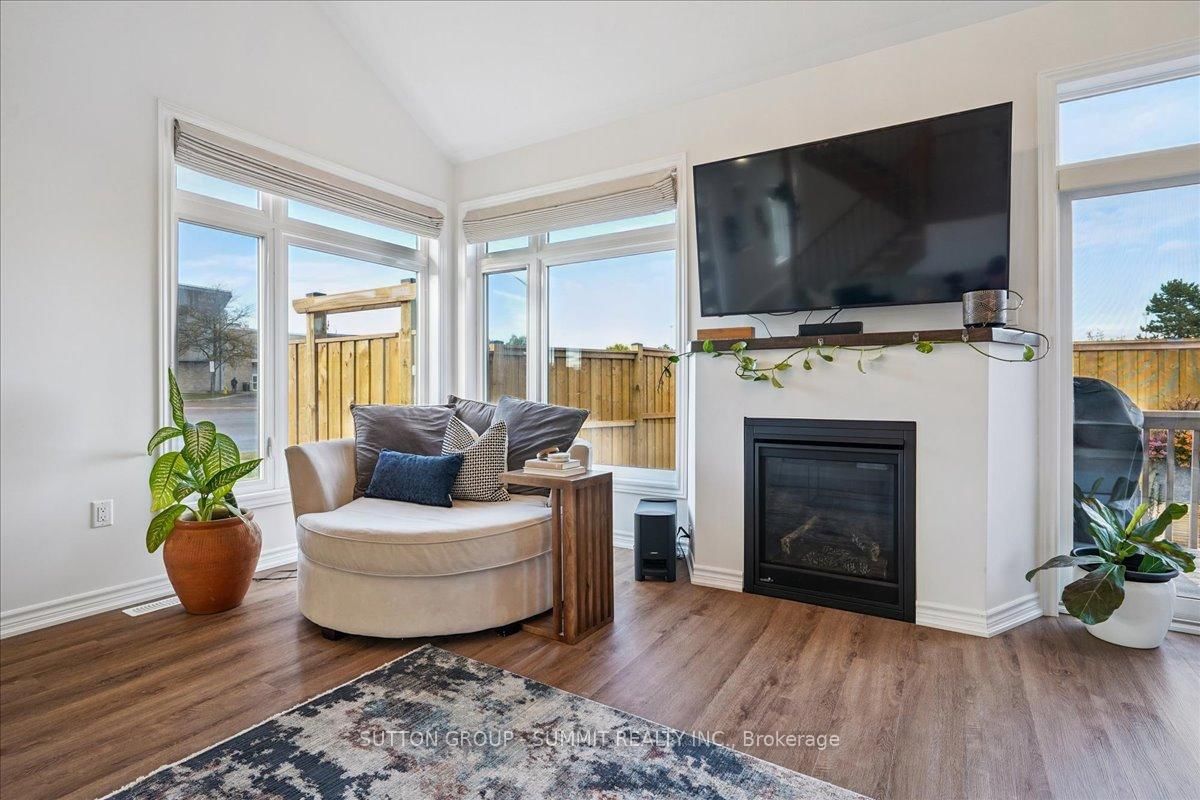 52 Welch Lane • Hamilton, ON photo 12