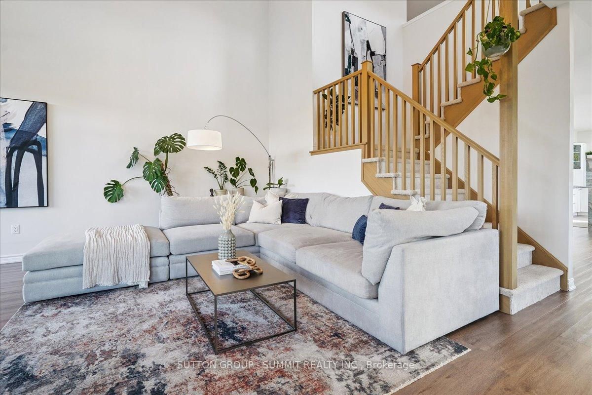 52 Welch Lane • Hamilton, ON photo 9