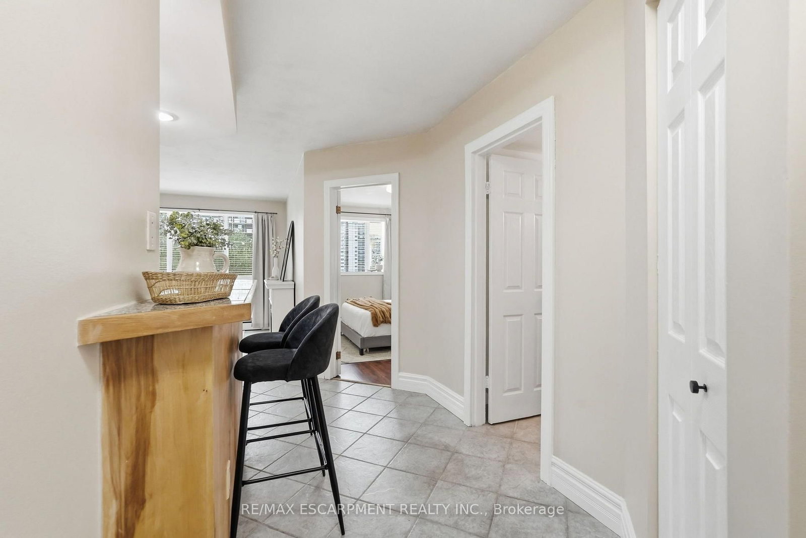 101 Queen Street S • #PH 802 • Hamilton, ON photo 2