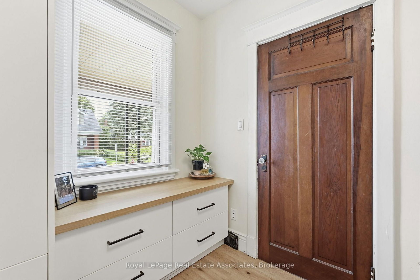96 Huxley Avenue S • Hamilton, ON photo 32