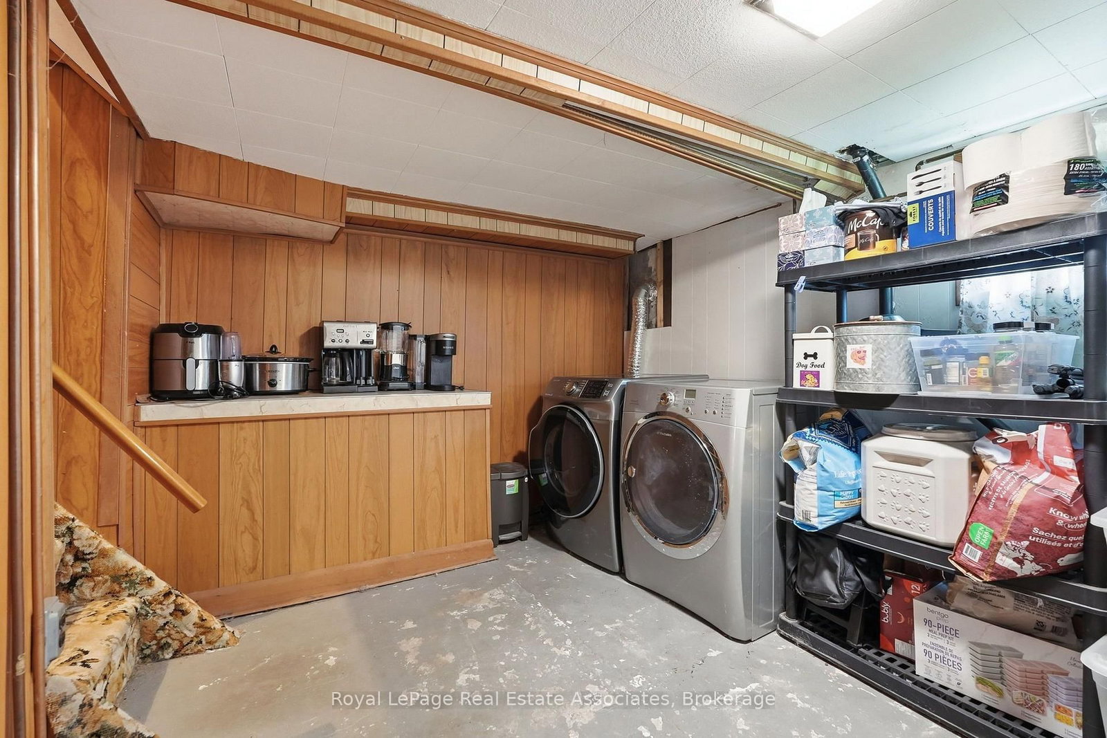 96 Huxley Avenue S • Hamilton, ON photo 38