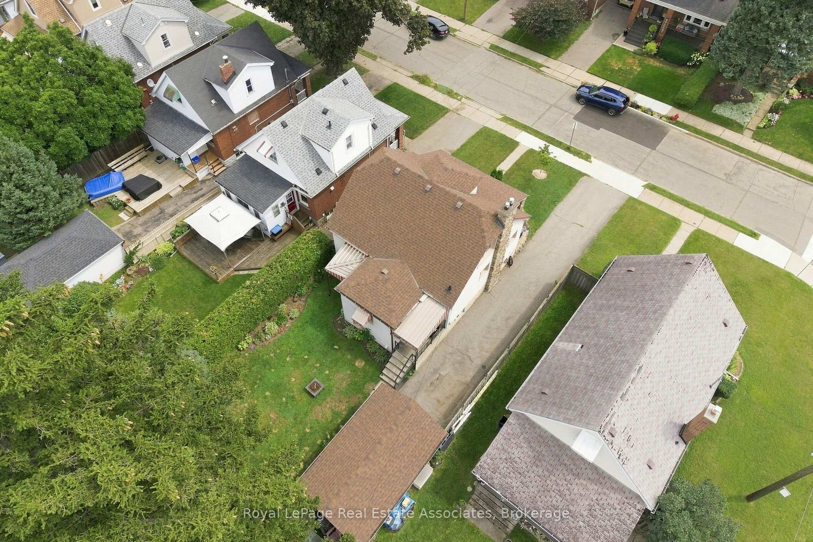 96 Huxley Avenue S • Hamilton, ON photo 48