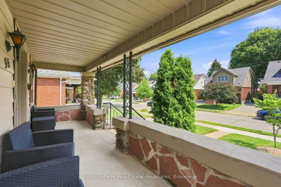 96 Huxley Avenue S • Hamilton, ON photo 8