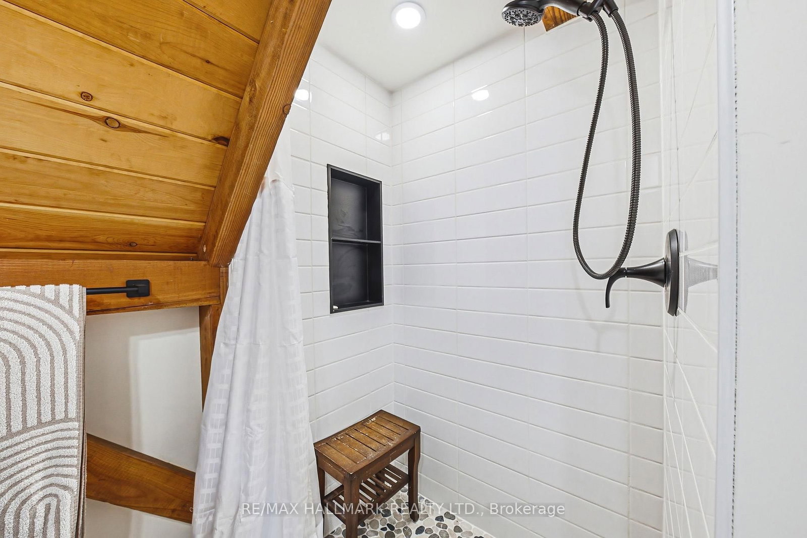 1548 Mineral Springs Road • Hamilton, ON photo 39