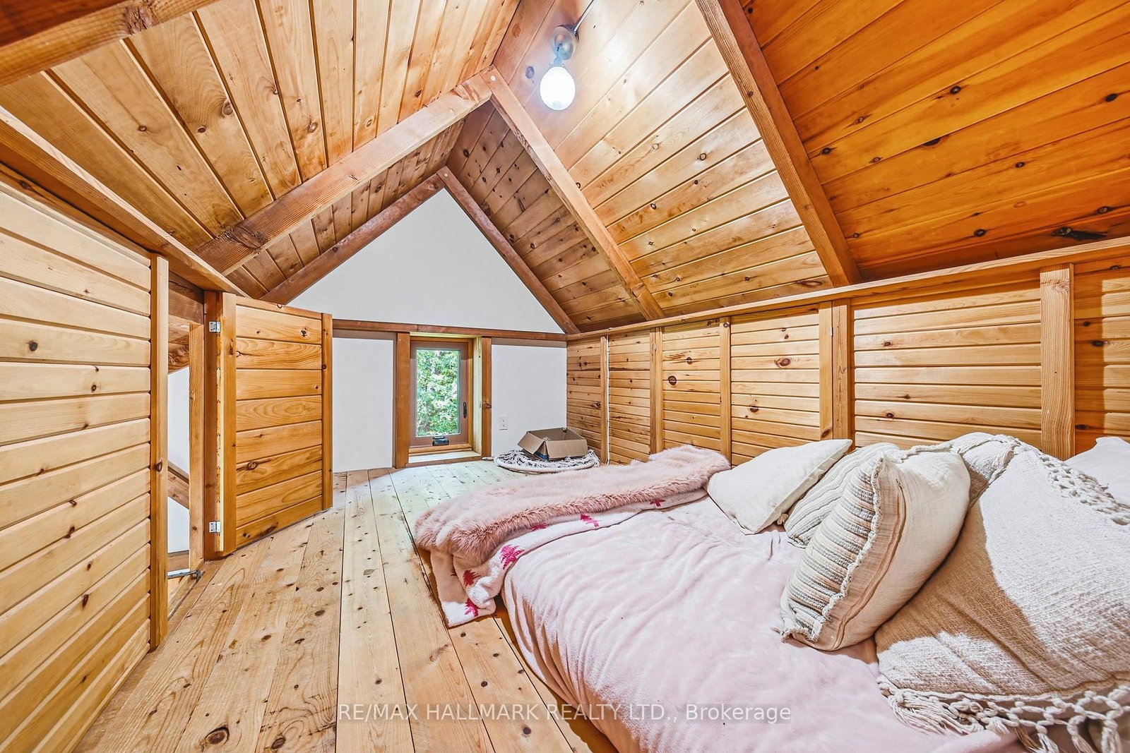 1548 Mineral Springs Road • Hamilton, ON photo 43