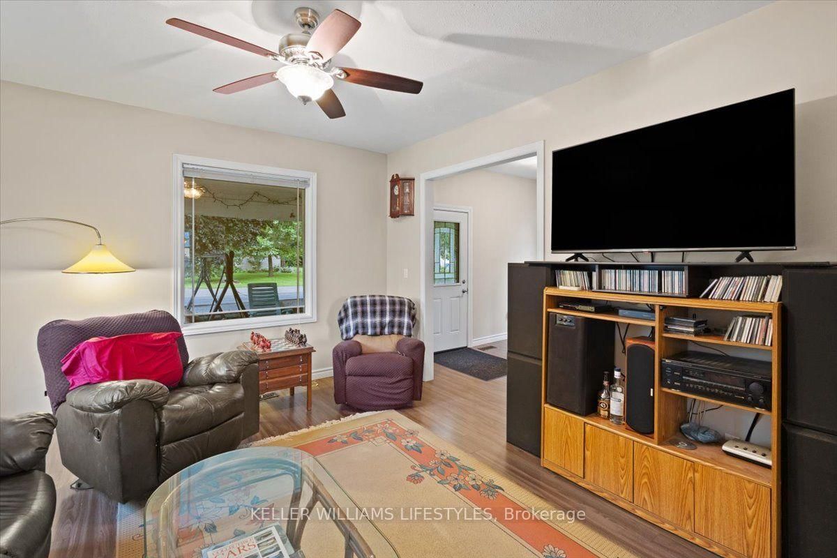 61 Main Street W • Chatham-Kent, ON photo 12