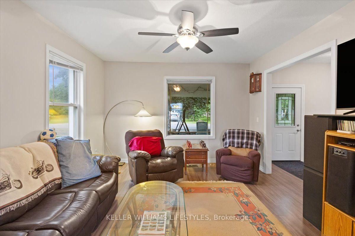 61 Main Street W • Chatham-Kent, ON photo 13