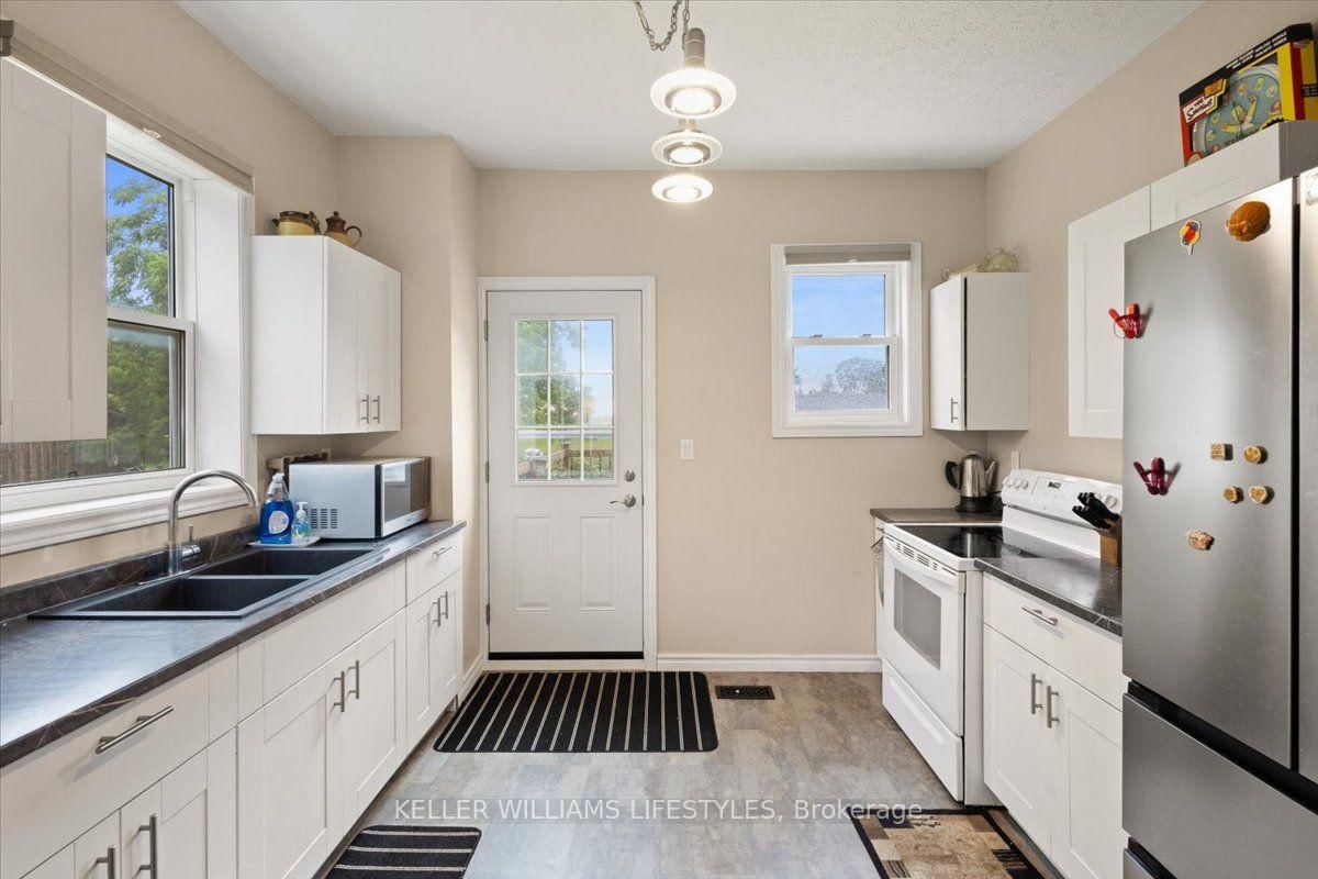 61 Main Street W • Chatham-Kent, ON photo 19