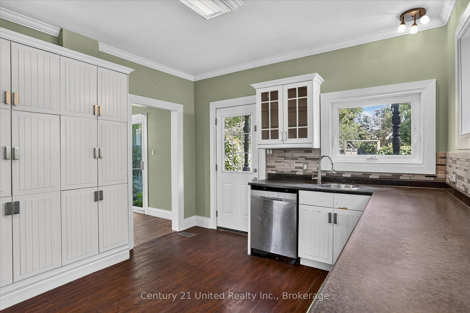 272 Burnham Street • Peterborough, ON photo 10