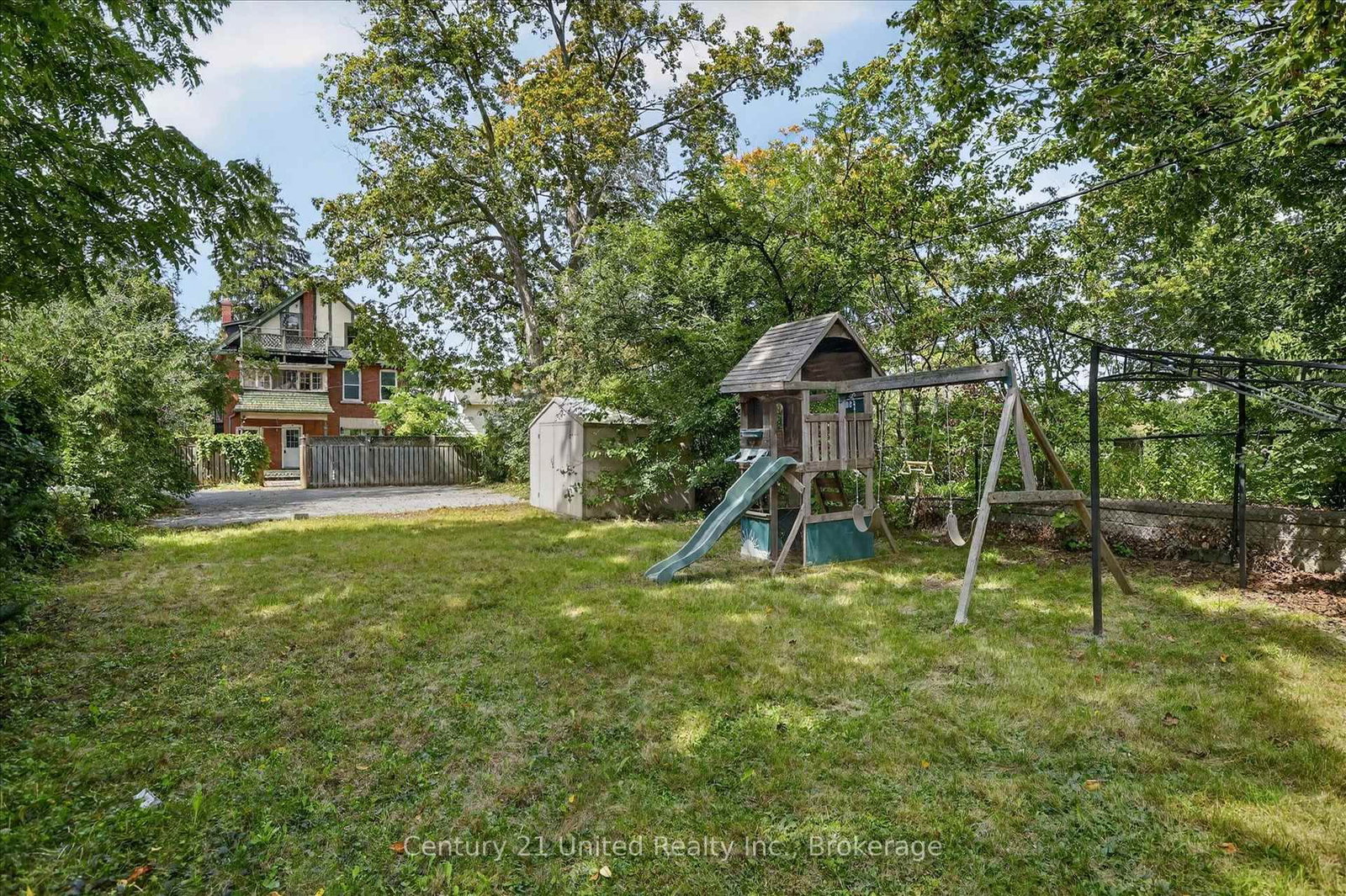 272 Burnham Street • Peterborough, ON photo 31