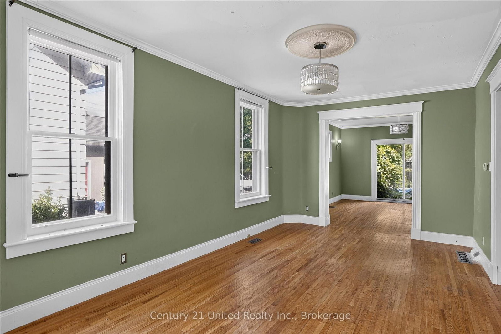 272 Burnham Street • Peterborough, ON photo 5