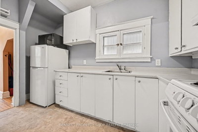 56 Smirle Avenue • Ottawa, ON photo 3