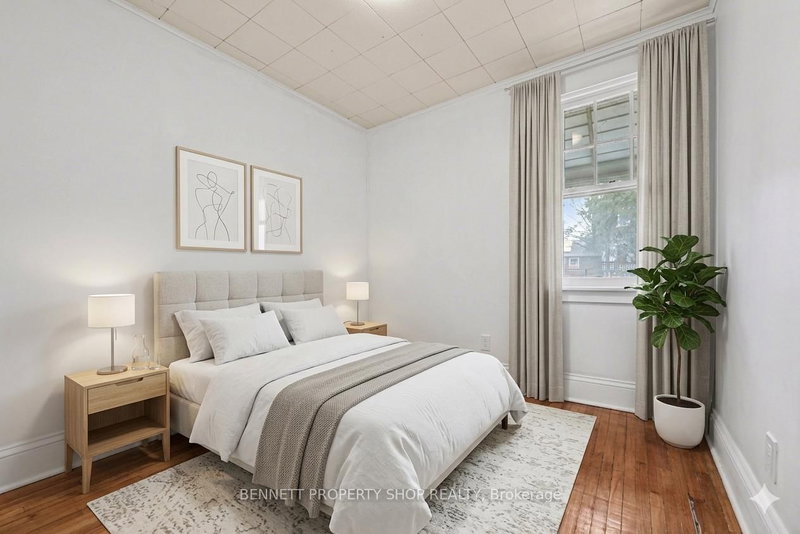 56 Smirle Ave photo 5