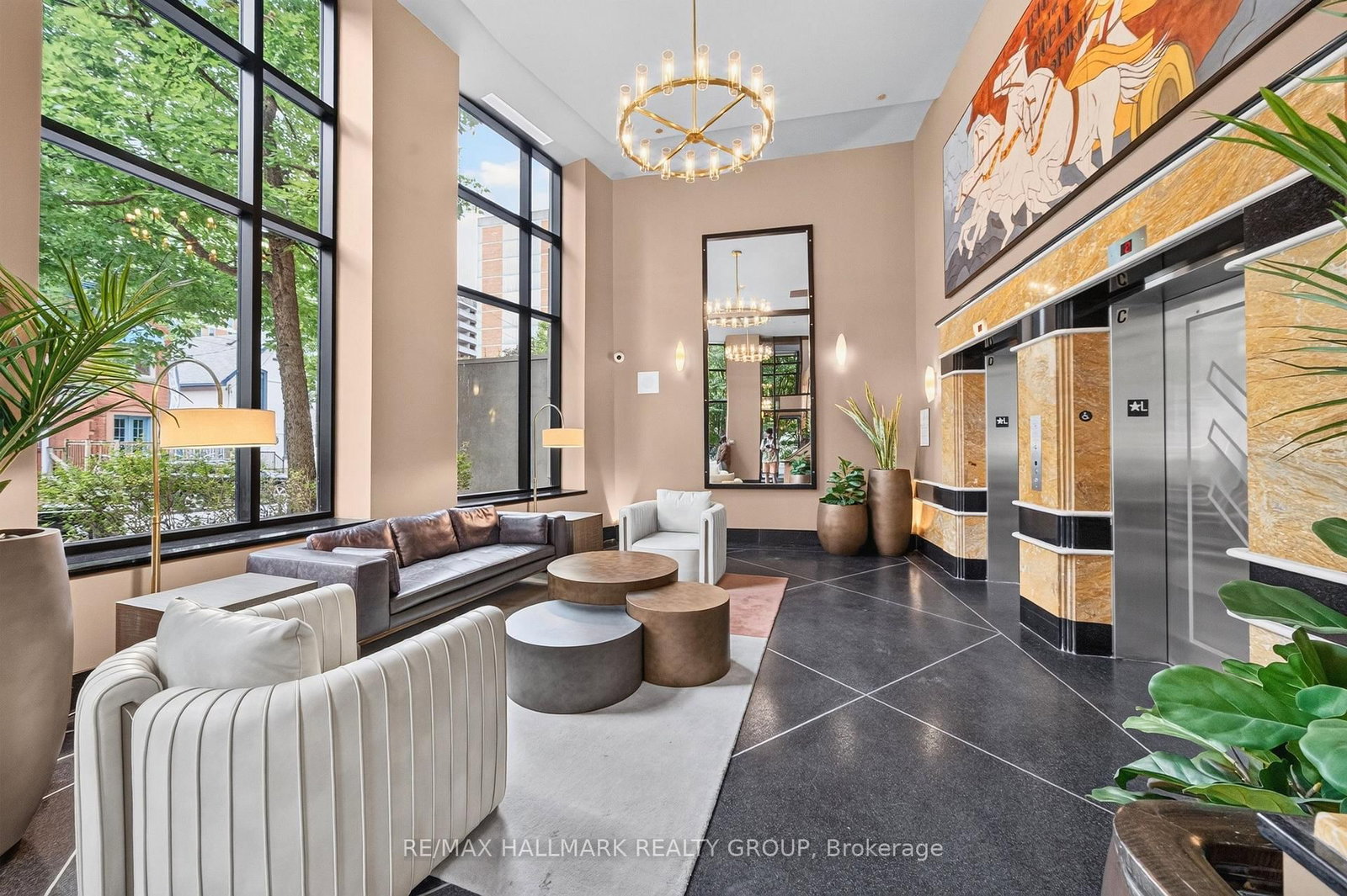 235 Kent Street • #PH05 • Ottawa, ON photo 3