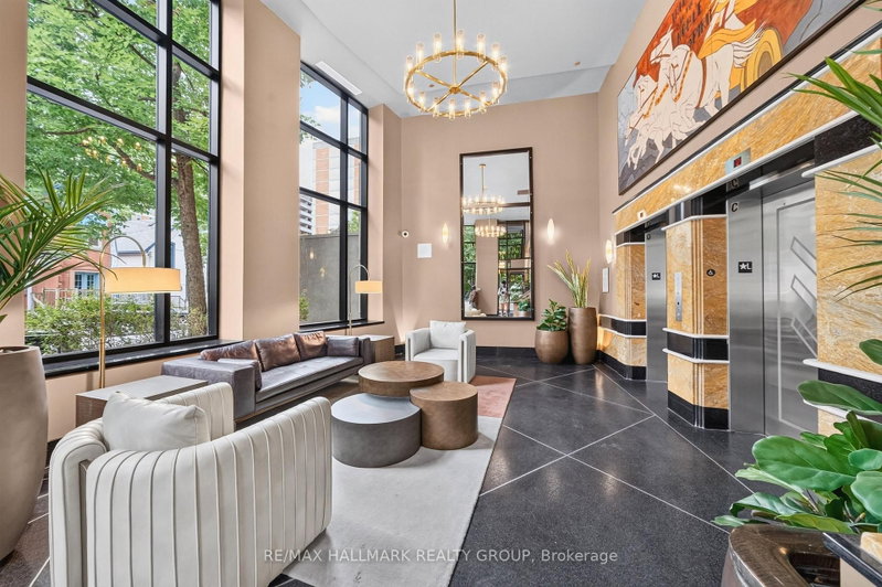 PH05 - 235 Kent Street