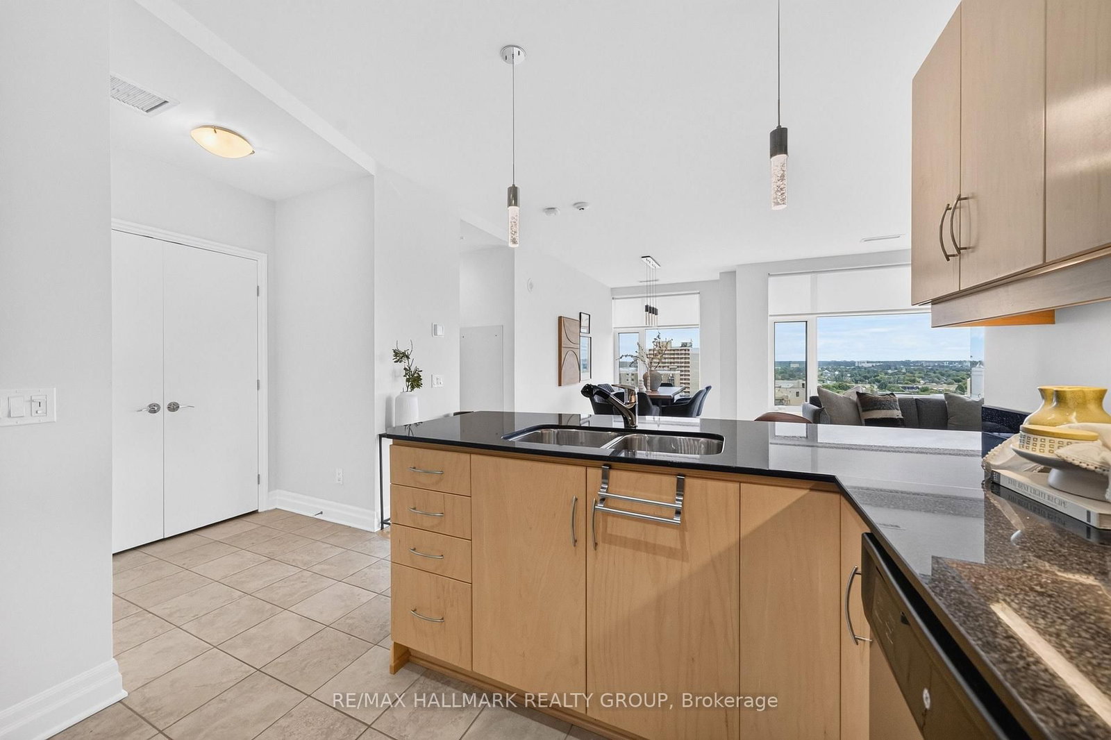 235 Kent Street • #PH05 • Ottawa, ON photo 32