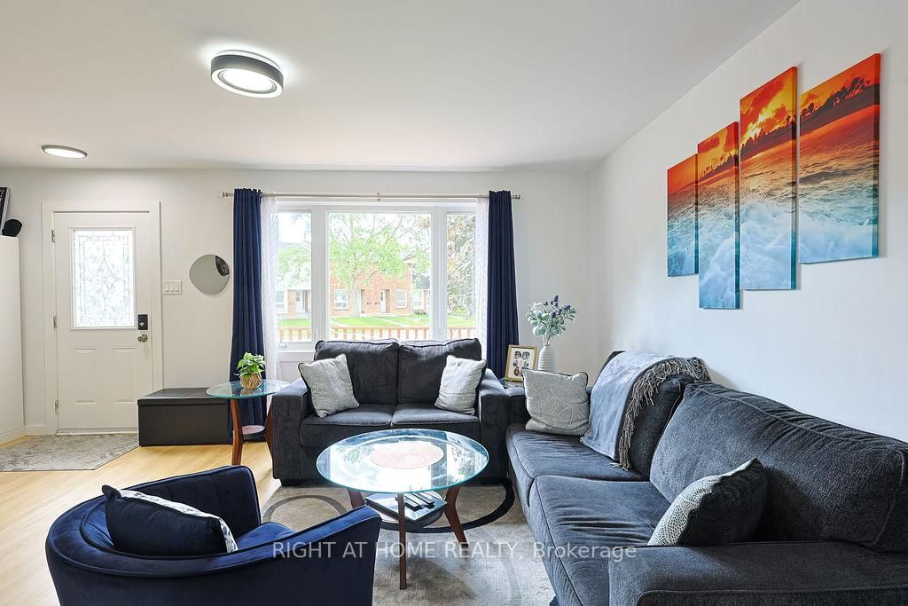 208 Admiral Drive • London East, ON photo 10