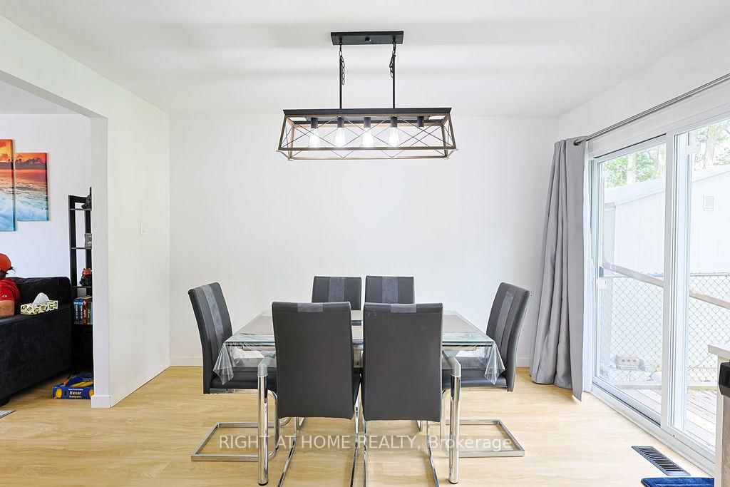 208 Admiral Drive • London East, ON photo 14