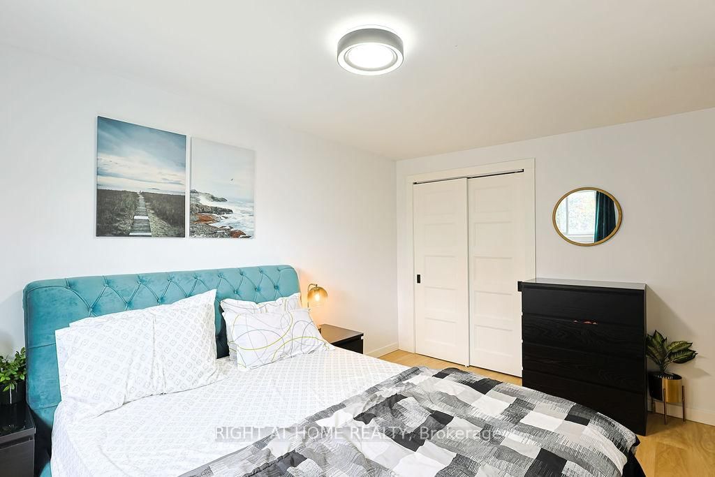 208 Admiral Drive • London East, ON photo 25