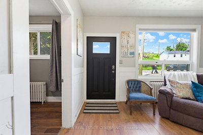 25 Beverly Street • Cambridge, ON photo 3