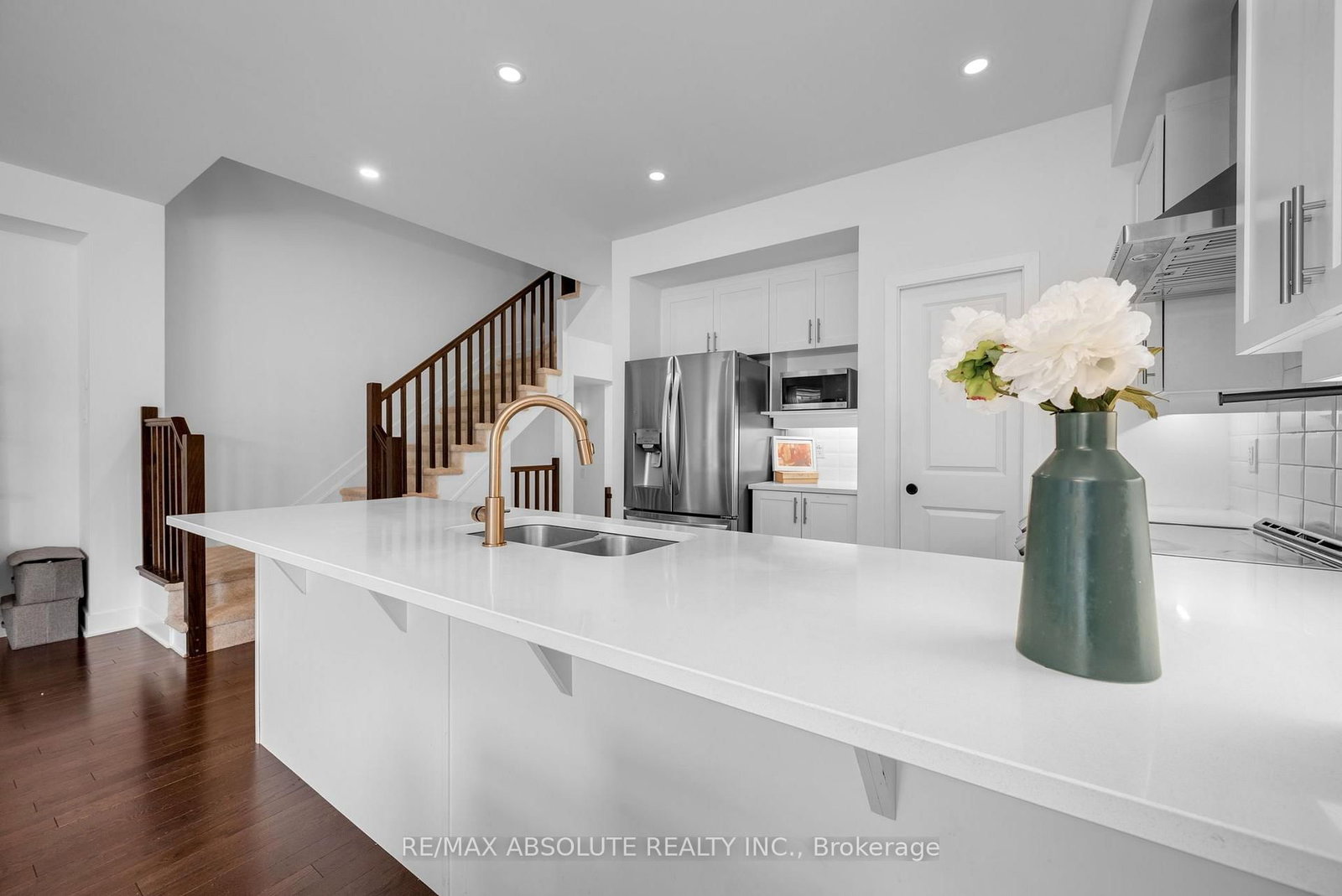 826 Chipping Circle • Ottawa, ON photo 18