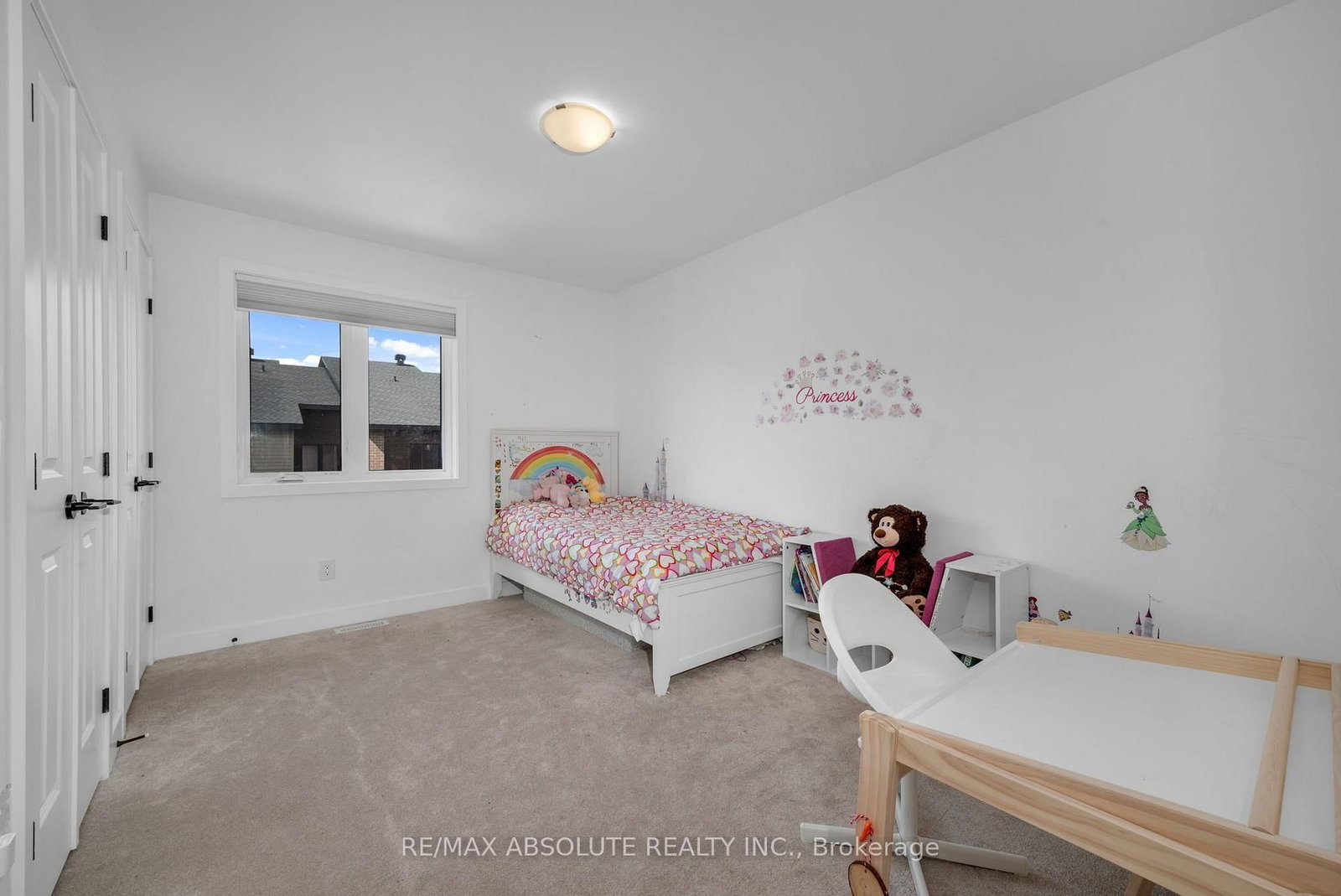 826 Chipping Circle • Ottawa, ON photo 33