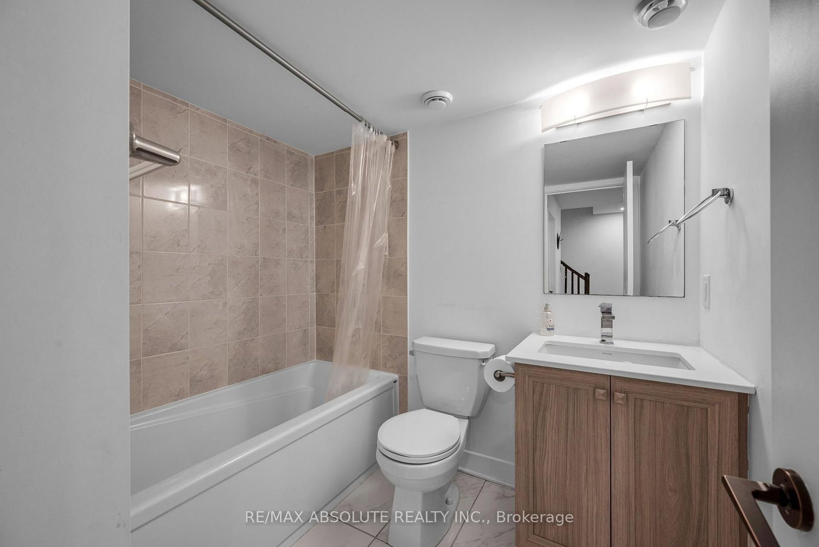 826 Chipping Circle • Ottawa, ON photo 39