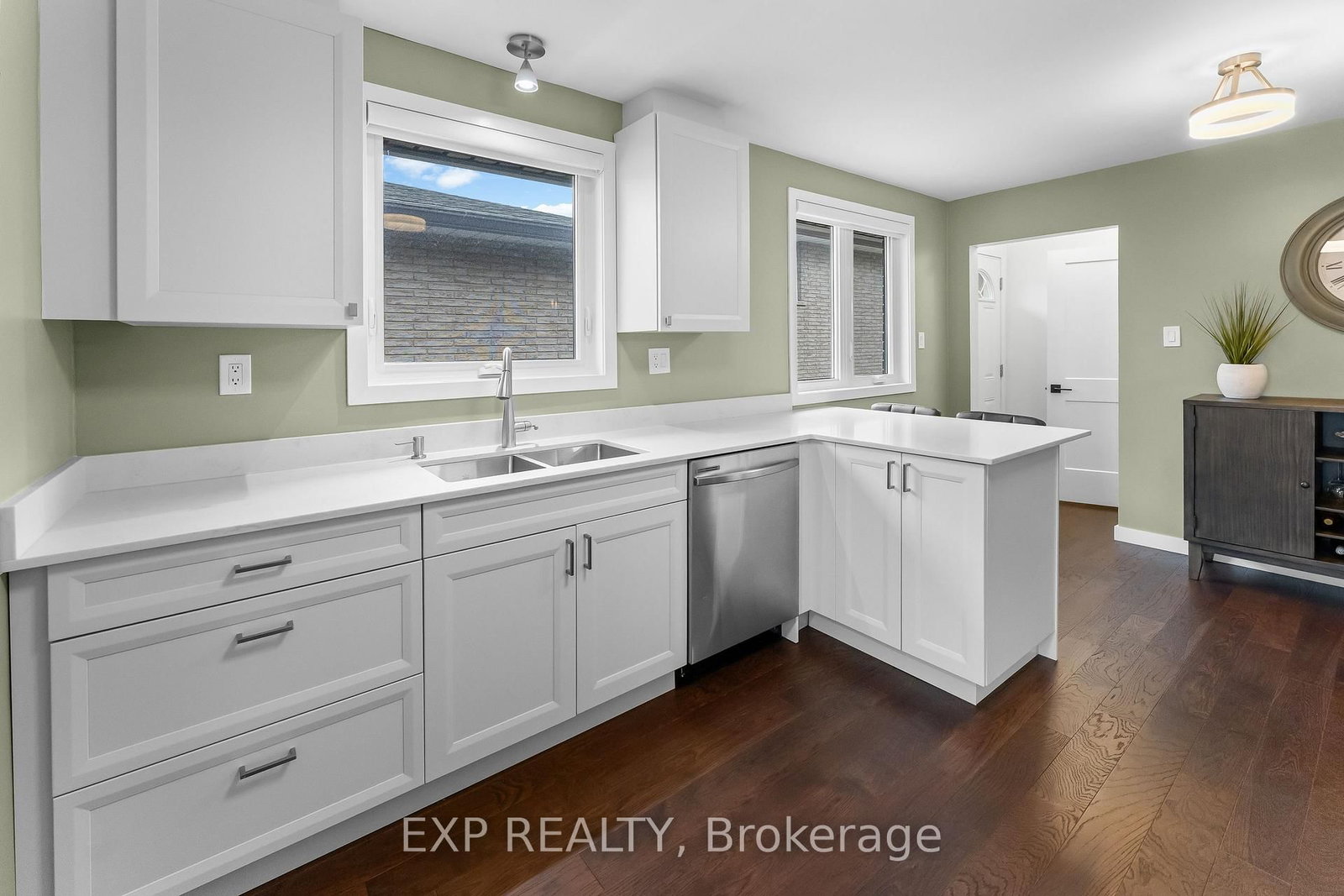 142 Marcella Crescent • Hamilton, ON photo 10