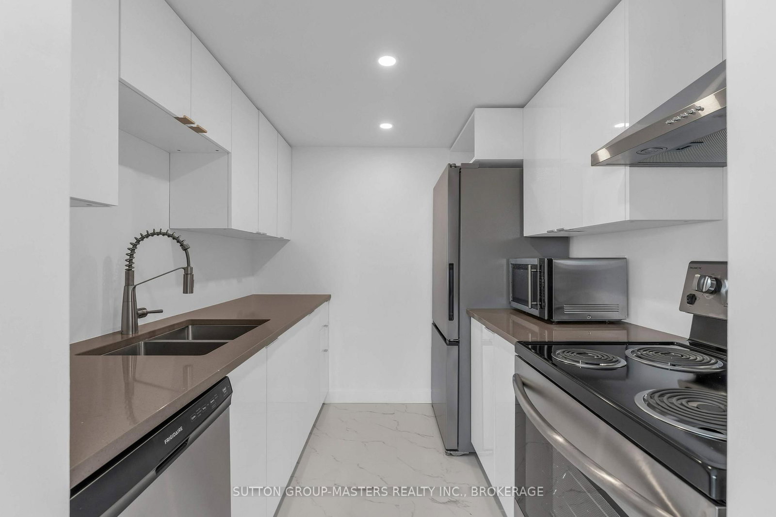 165 Ontario Street • #801 • Kingston, ON photo 16