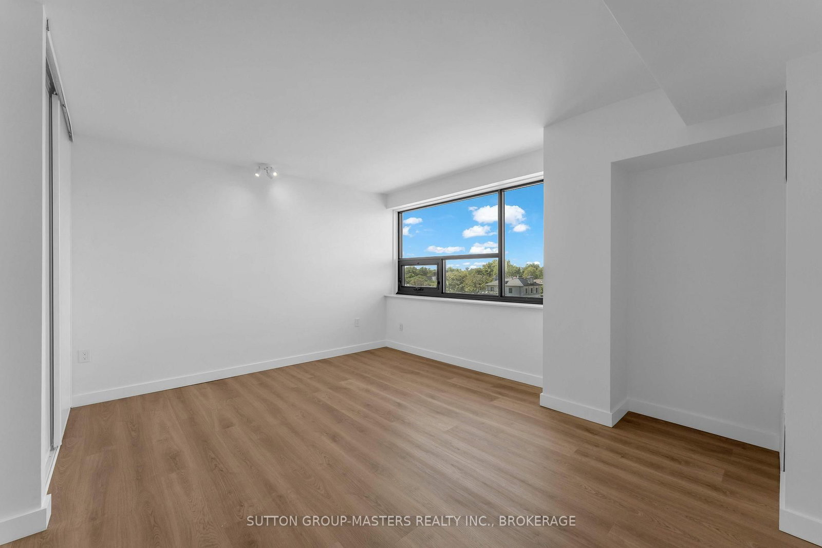 165 Ontario Street • #801 • Kingston, ON photo 28