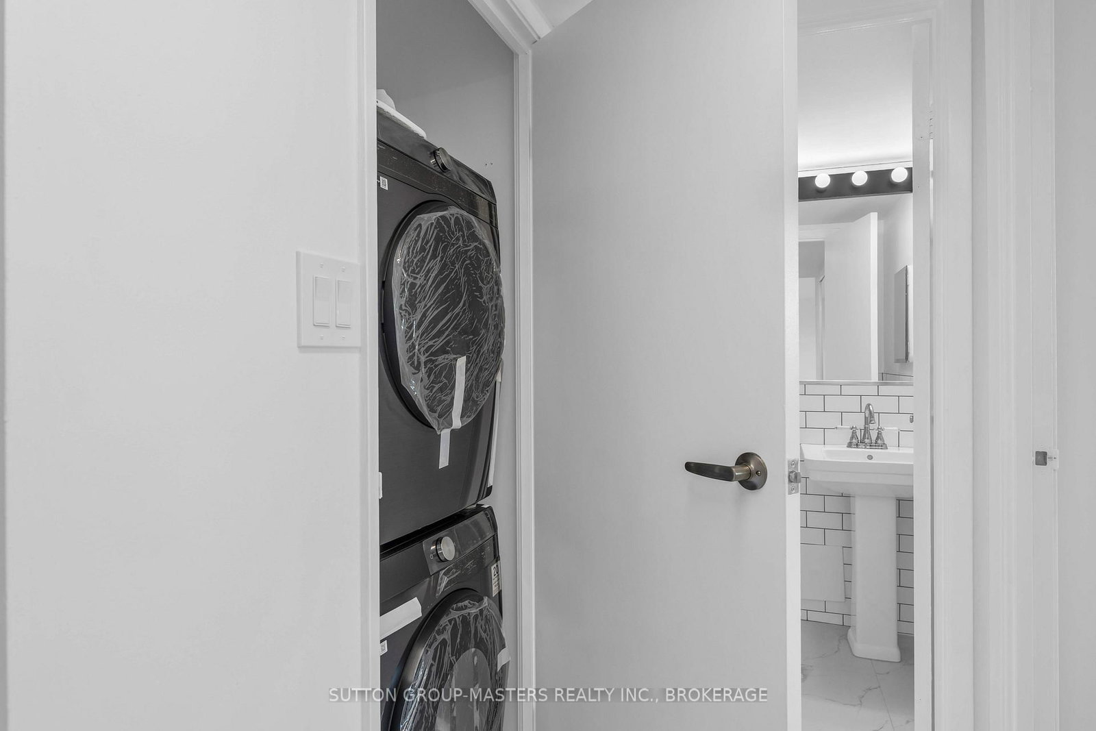 165 Ontario Street • #801 • Kingston, ON photo 34