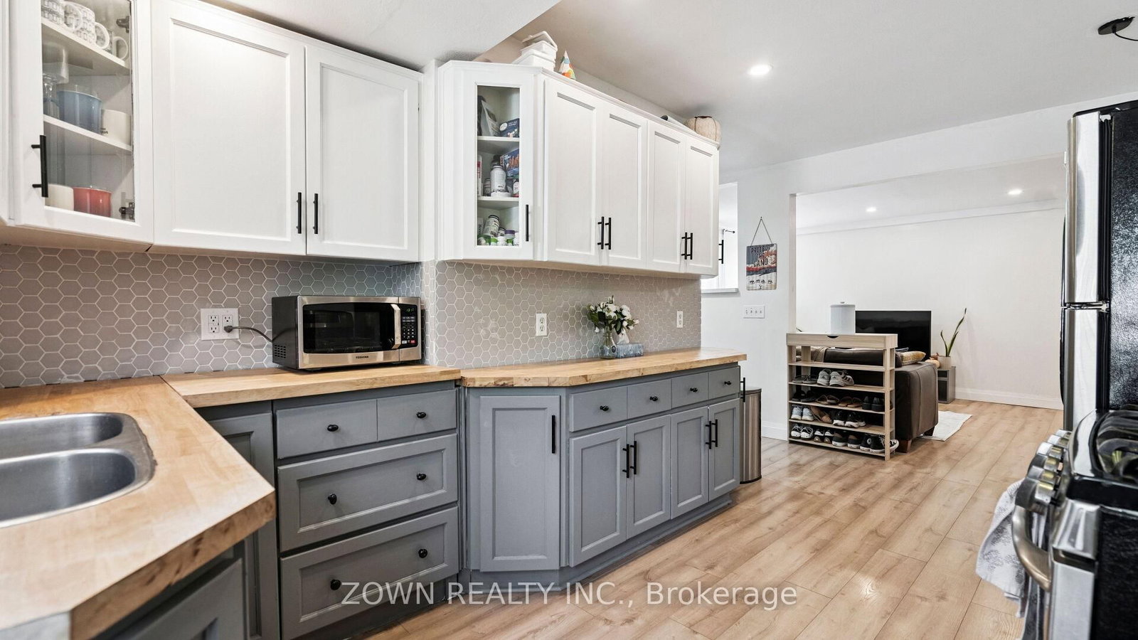 64 Sheaffe Street • Hamilton, ON photo 16