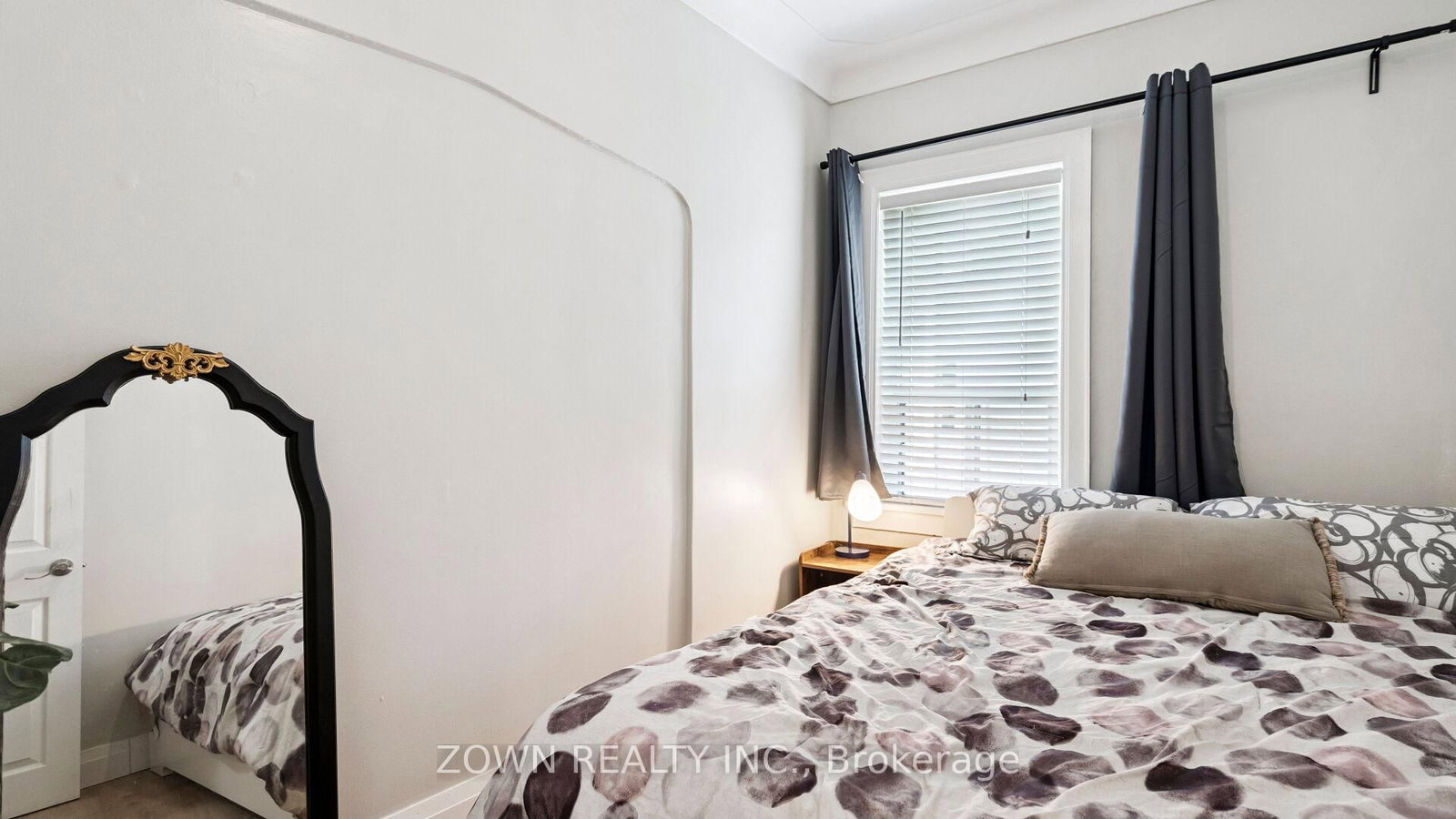 64 Sheaffe Street • Hamilton, ON photo 25