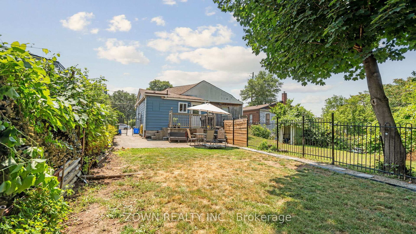 64 Sheaffe Street • Hamilton, ON photo 32