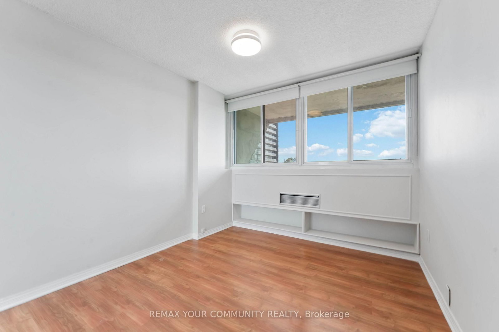 500 Laurier Avenue W • #608 • Ottawa, ON photo 26