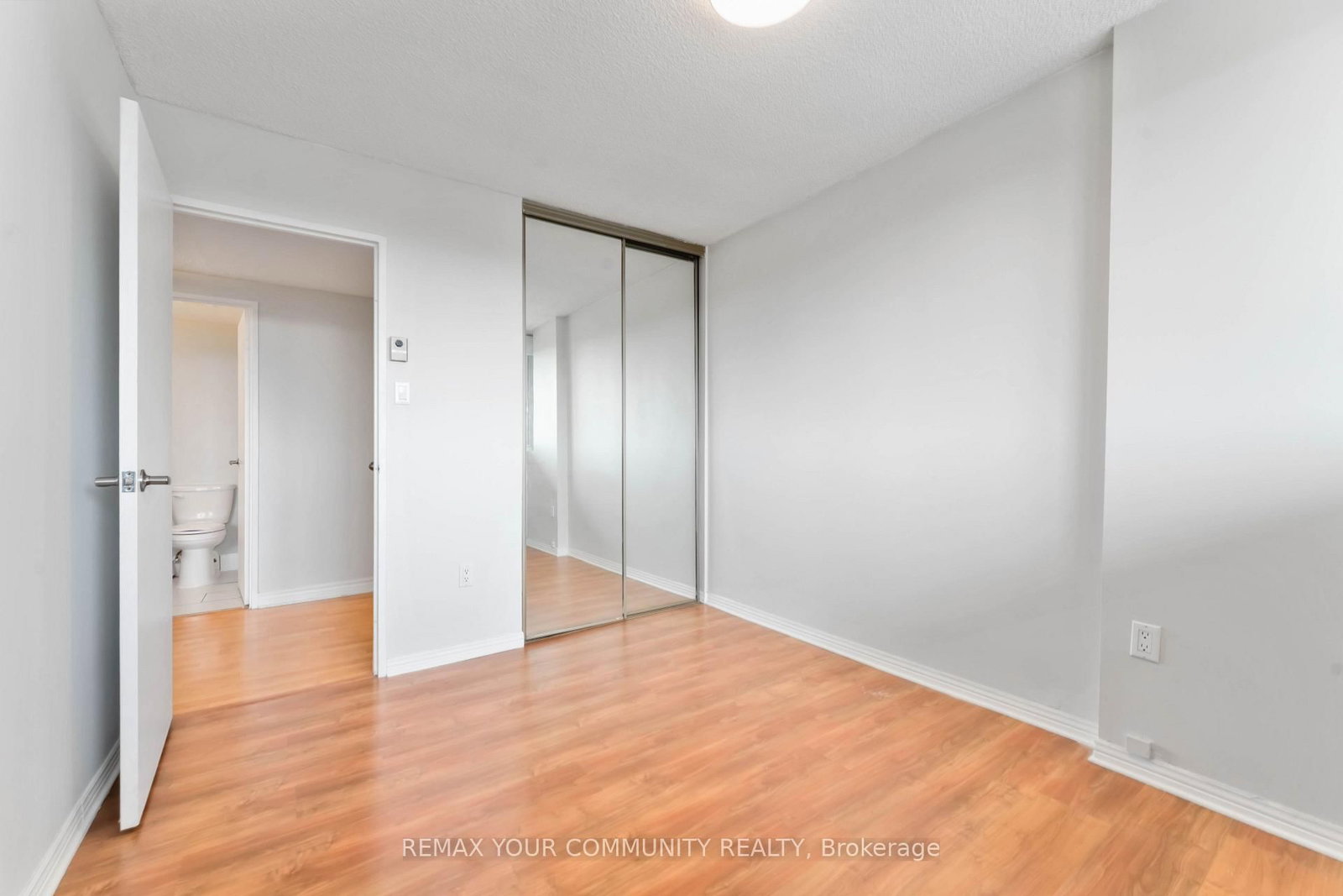500 Laurier Avenue W • #608 • Ottawa, ON photo 27