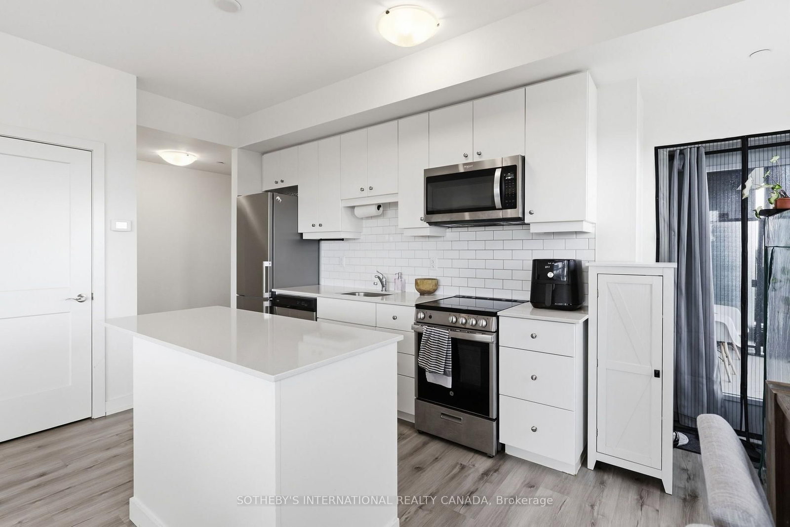 247 Northfield Drive E • #514 • Waterloo, ON photo 4
