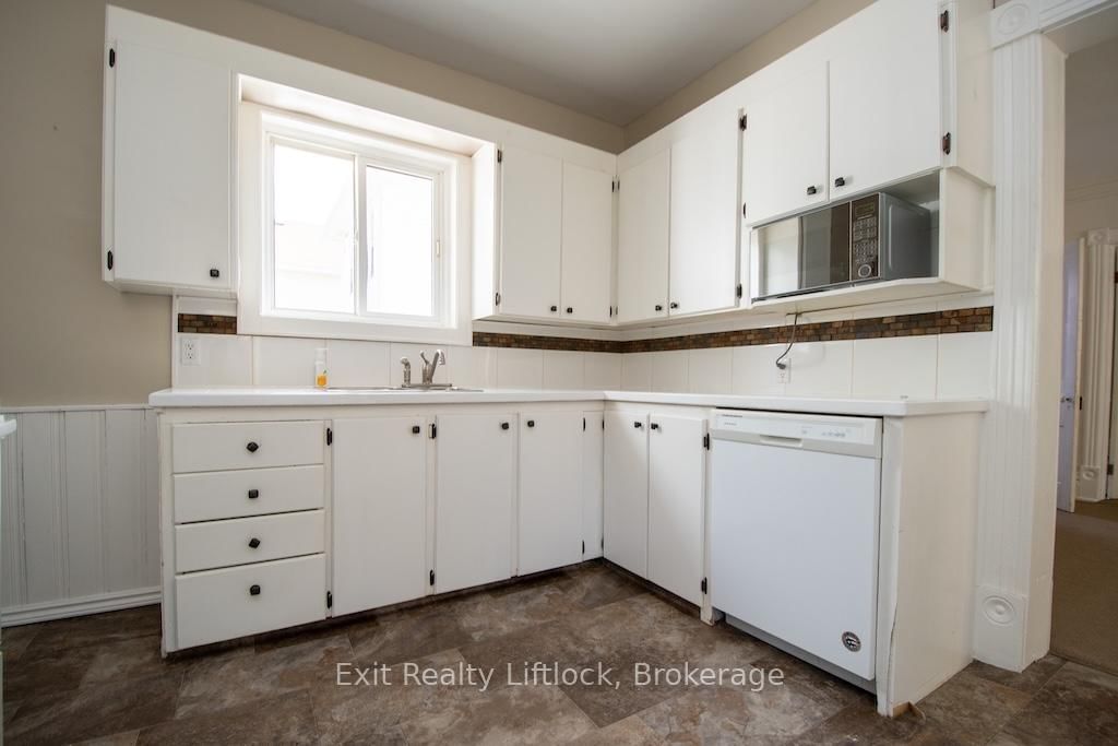 849 Water Street • Peterborough, ON photo 9
