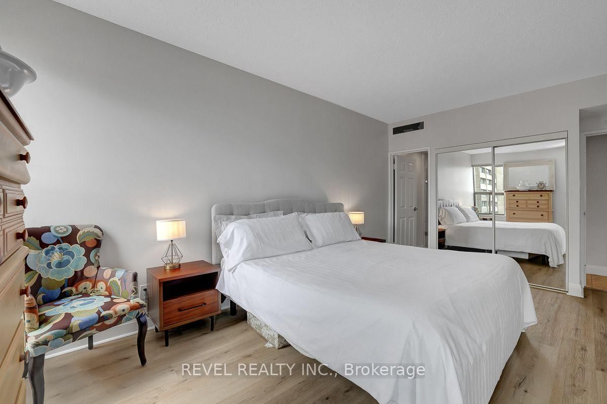 556 Laurier Avenue W • #2003 • Ottawa, ON photo 20
