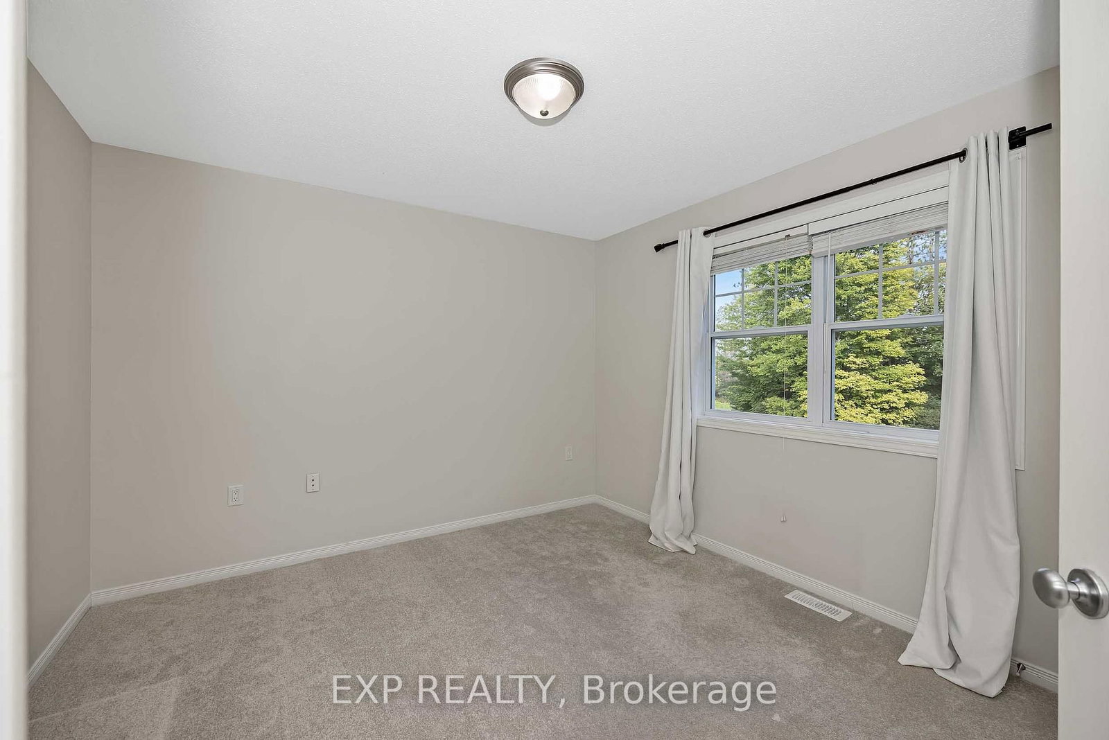 4356 Piperville Rd Road • Ottawa, ON photo 22