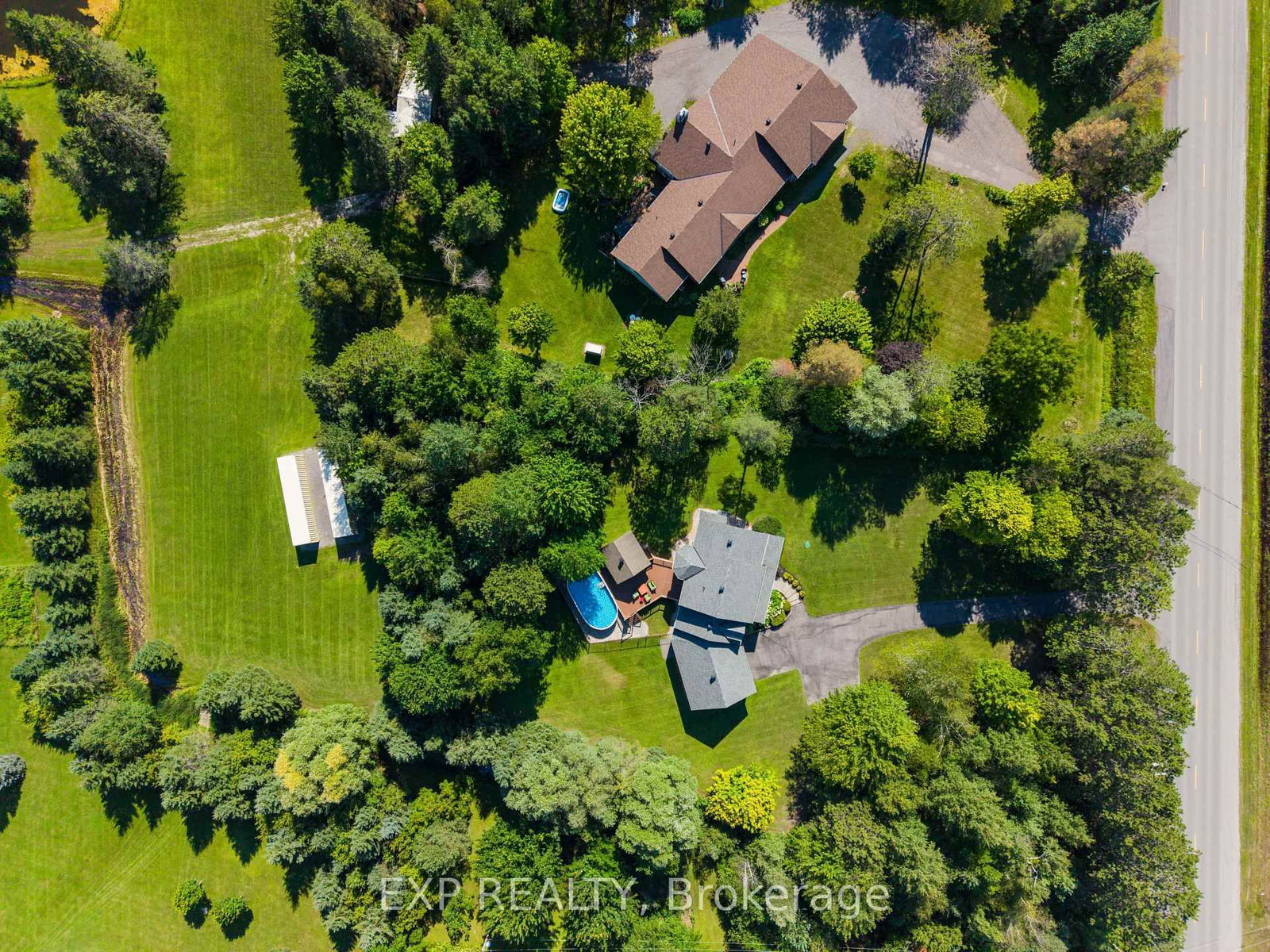 4356 Piperville Rd Road • Ottawa, ON photo 38
