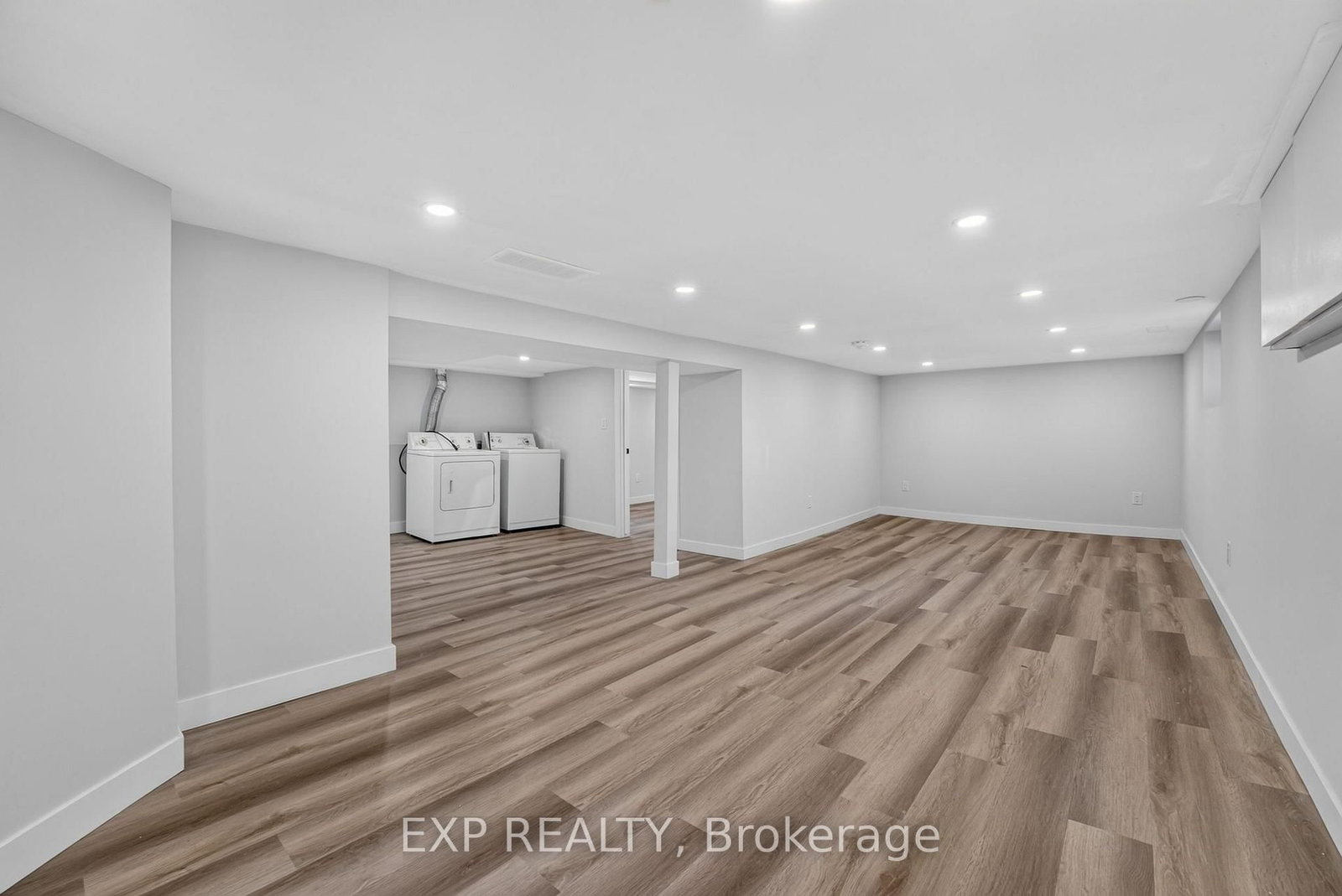 43 Brucedale Avenue E • Hamilton, ON photo 35
