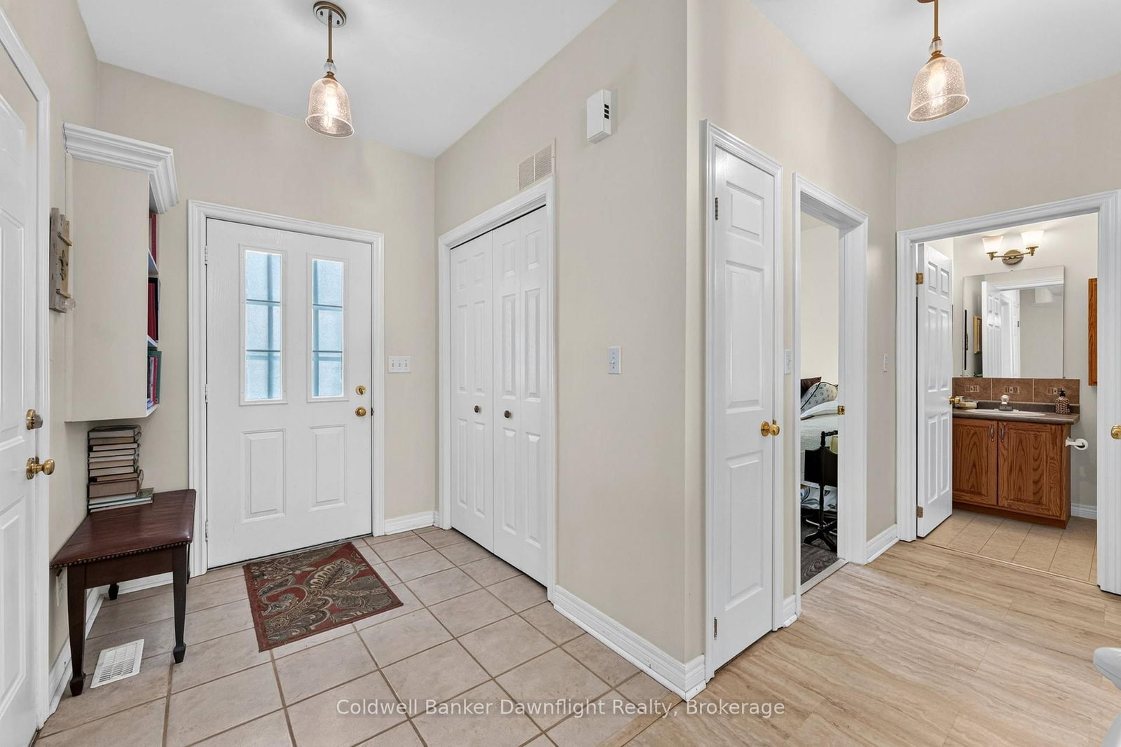 7 Brookside Place • South Huron, ON photo 3